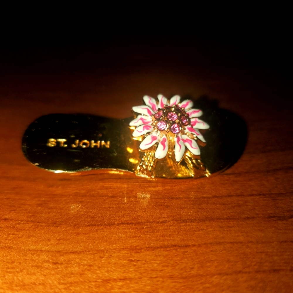 Beautiful St John's brooch gold in tone with flowers and stones sandal style